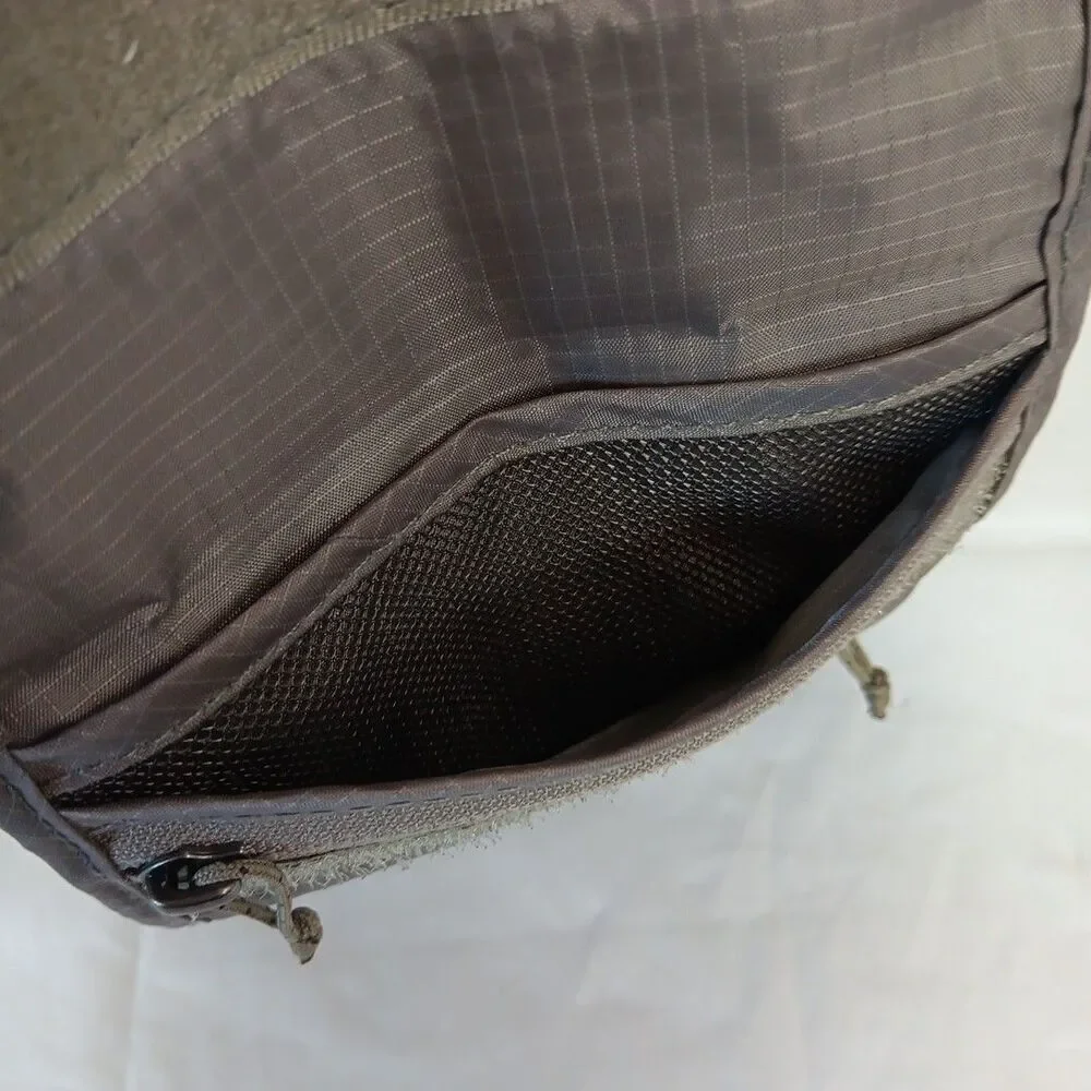 REI Co-Op Slim Neck Wallet Soft Detachable 12"-24" Strap Grey 5 Pockets Discreet - Picture 6 of 15